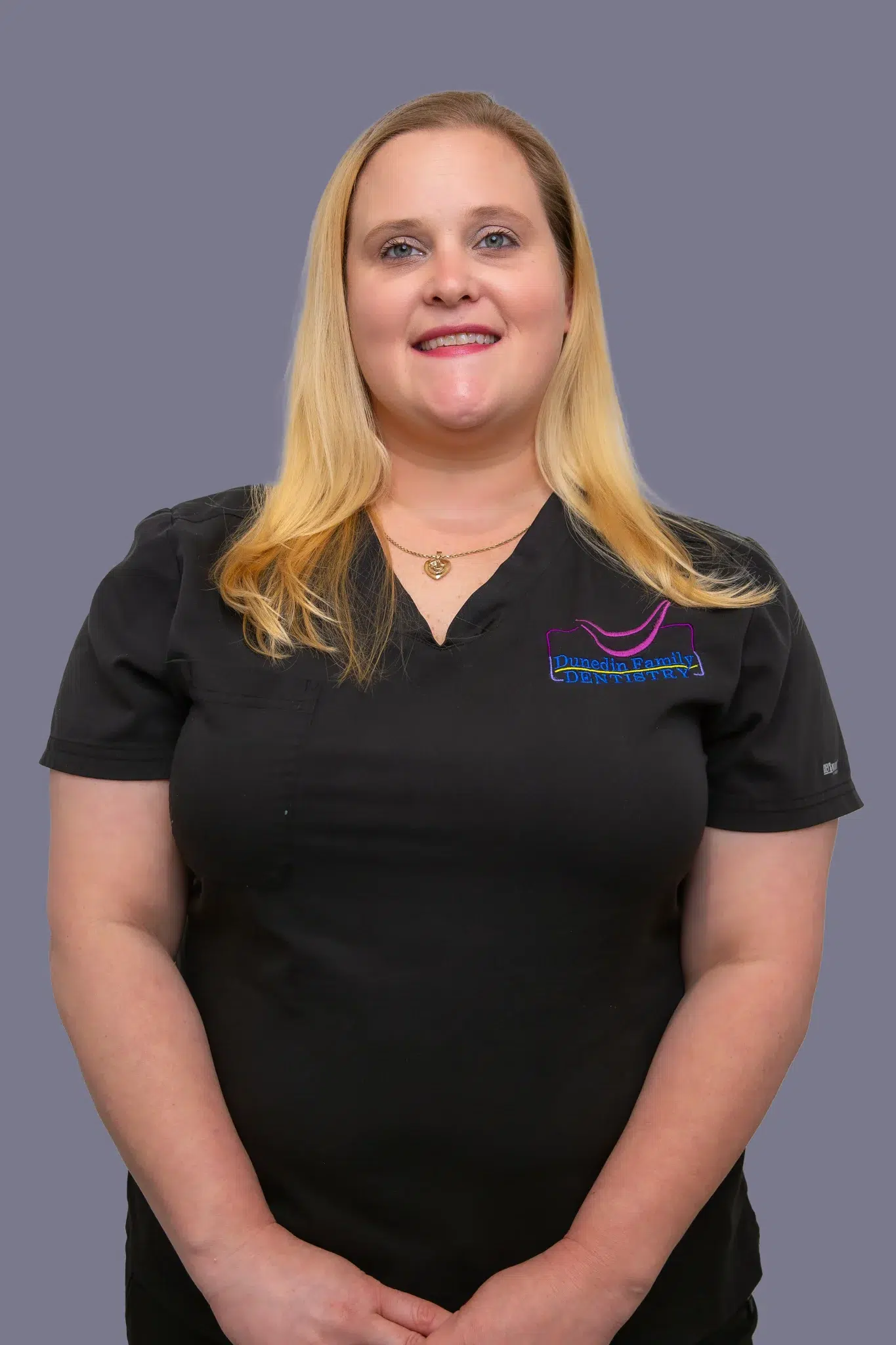 stephanie mantilla, lead dental assistant